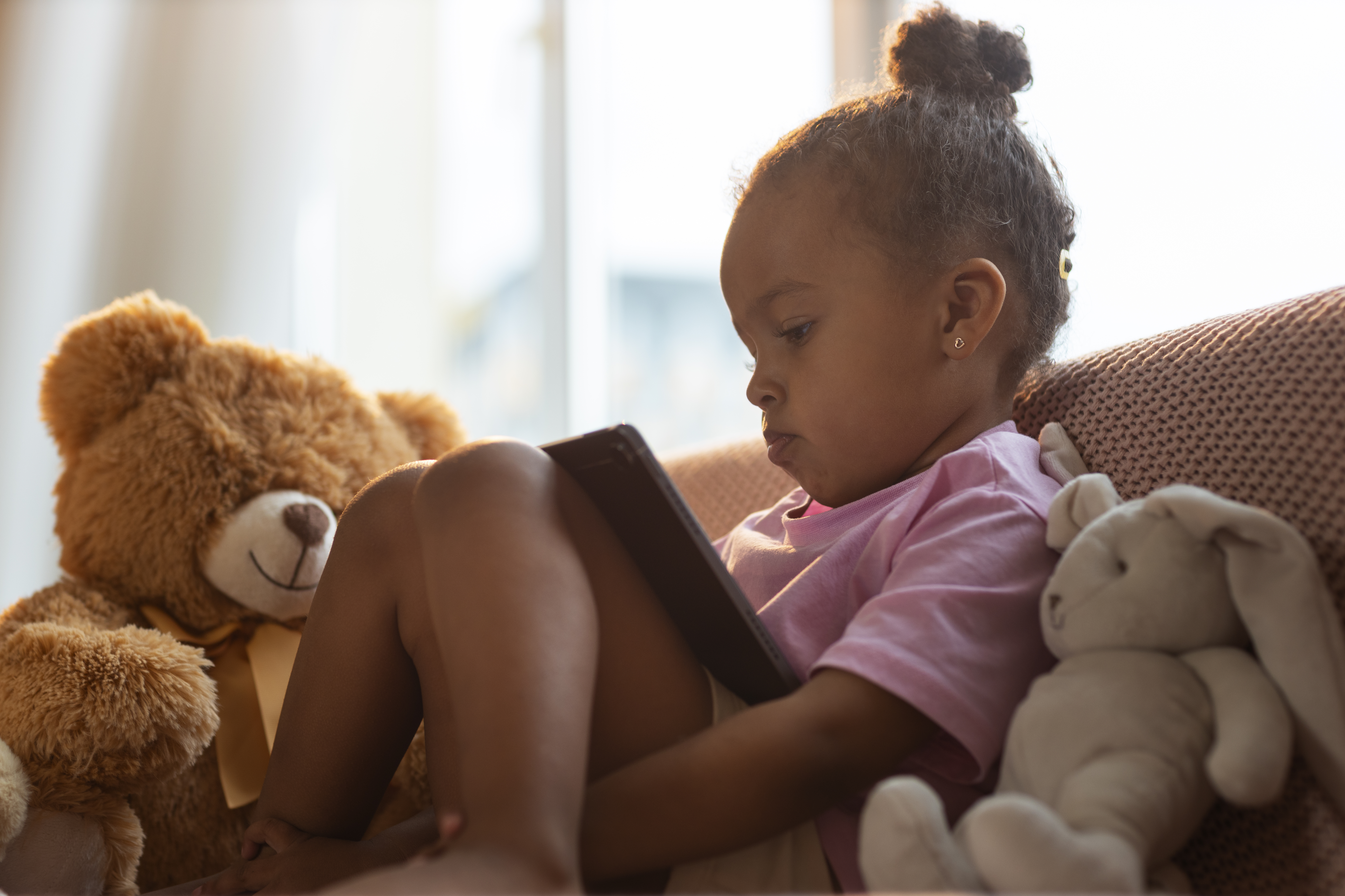 cute-kid-with-stuffed-animal
